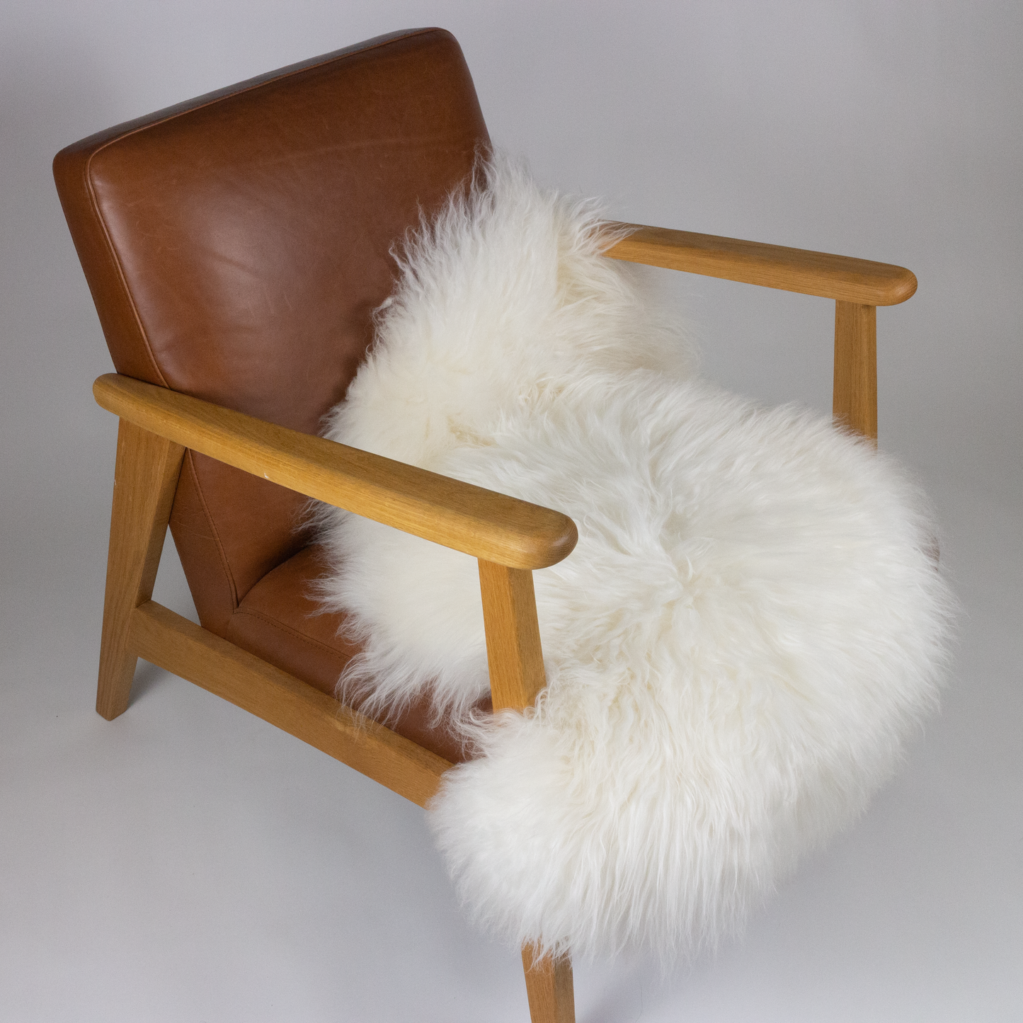 Sheepskin Throw Rug - Ivory